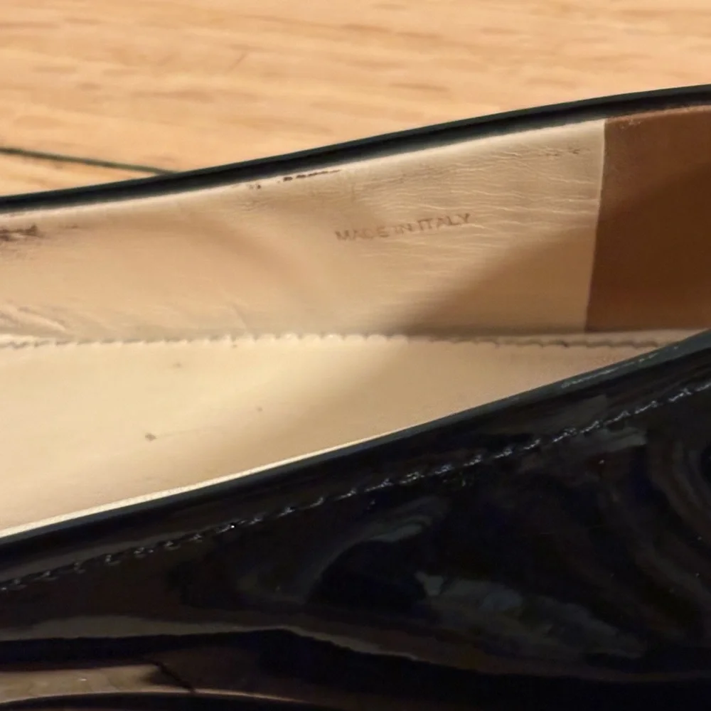 Preloved Patent Leather Prada Flats - Picture 6 of 6